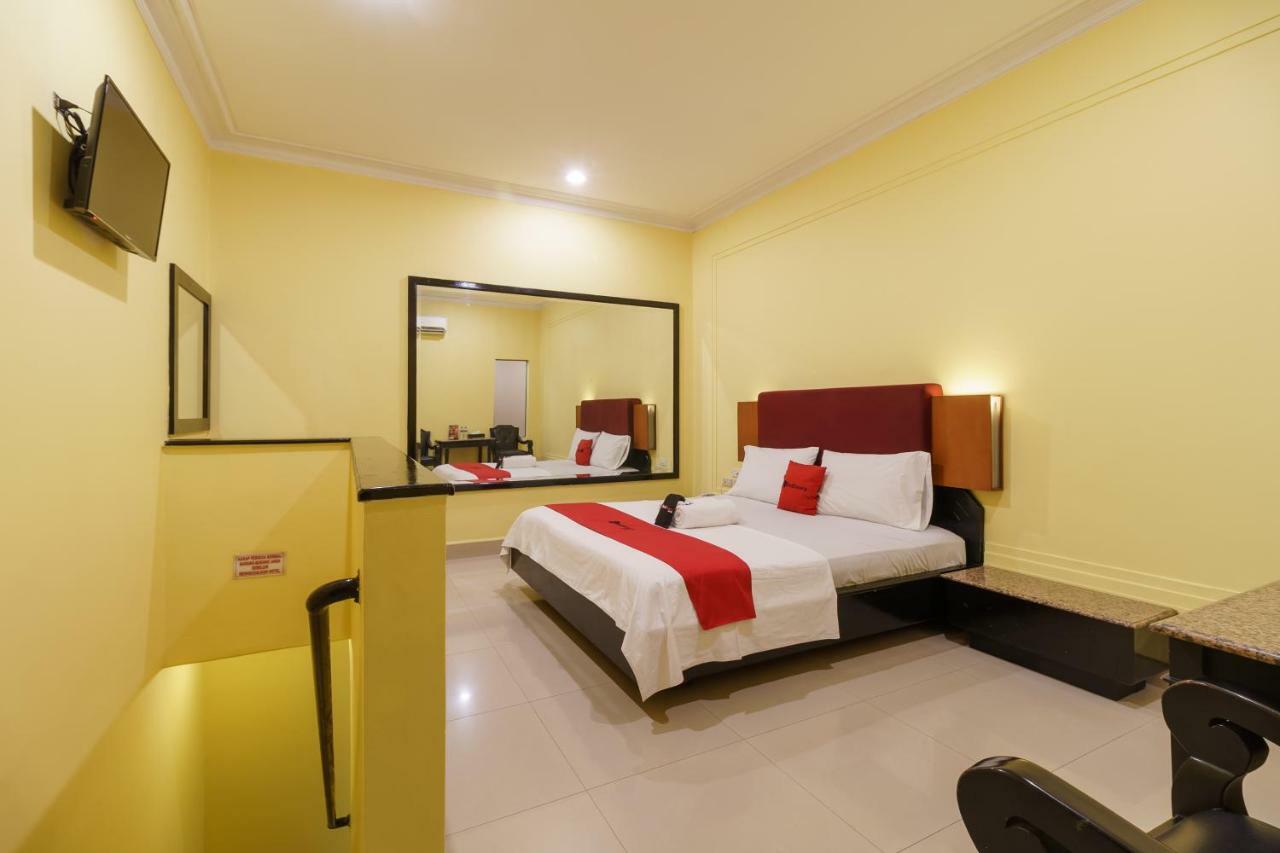 Reddoorz Plus Near Ancol Jakarta Ngoại thất bức ảnh