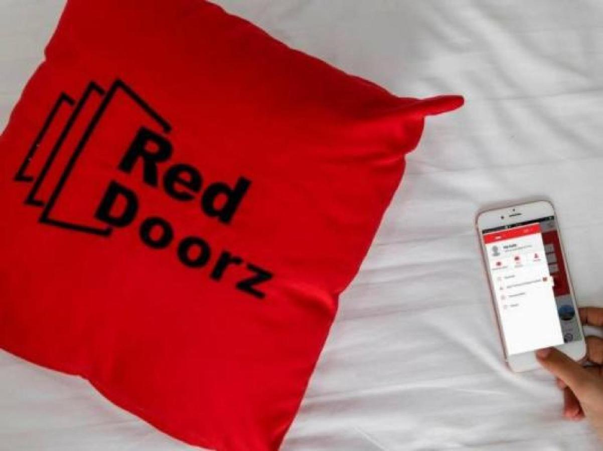 Reddoorz Plus Near Ancol Jakarta Ngoại thất bức ảnh